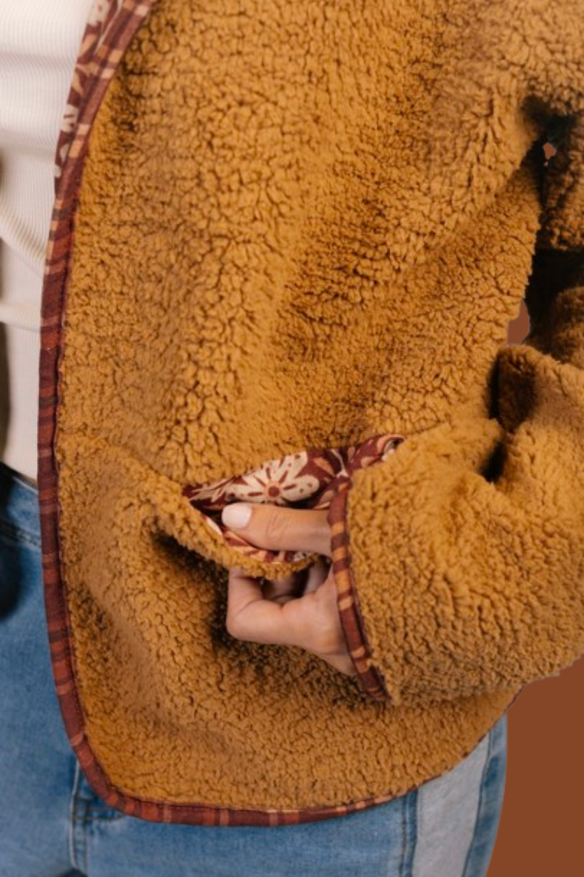 Borderline Cozy Jacket in Havan