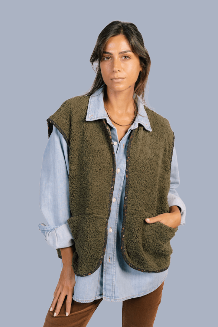 Teddy & Trim Vest in Olive