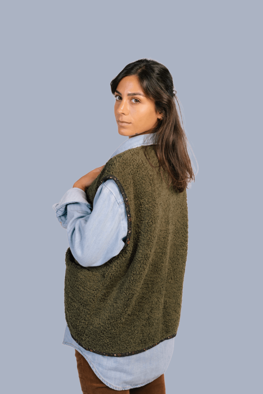 Teddy & Trim Vest in Olive