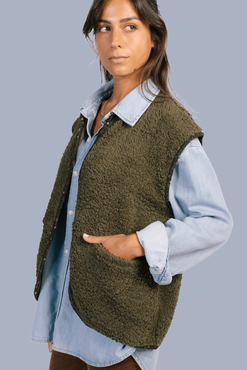 Teddy & Trim Vest in Olive