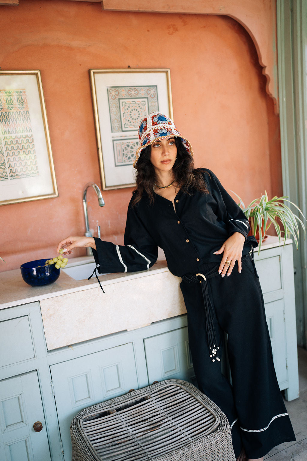 The Aziza Linen Shirt in Black